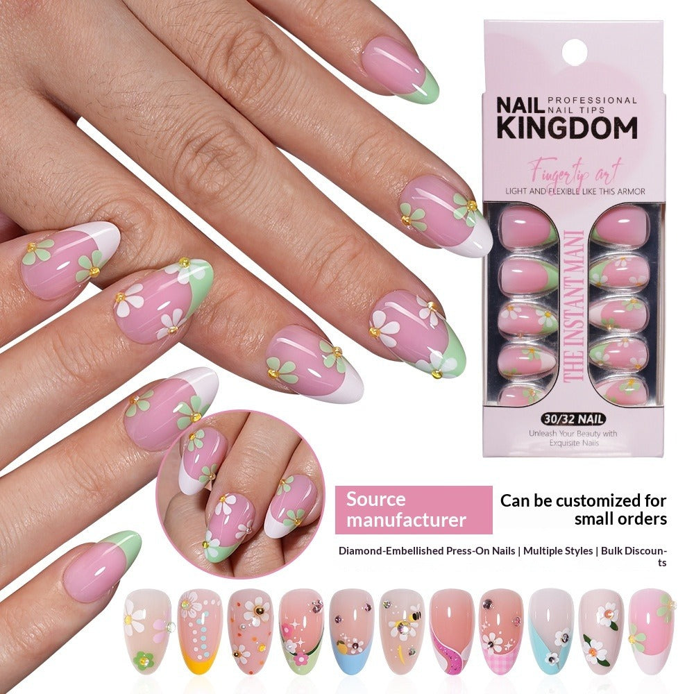 Daisy French floral 32-piece press-on nail set