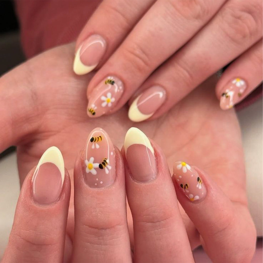 Honey Daisy French oval press-on nails