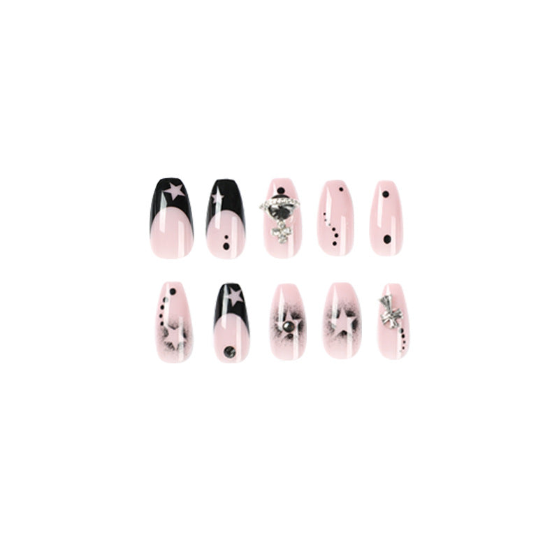 Noir Cross Star press-on nails