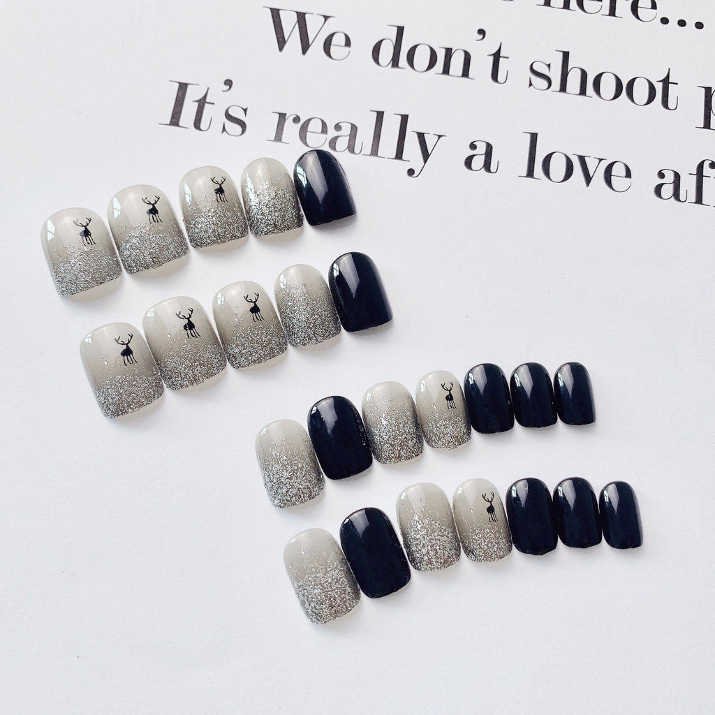 Silver Snow glitter short round press-on nails