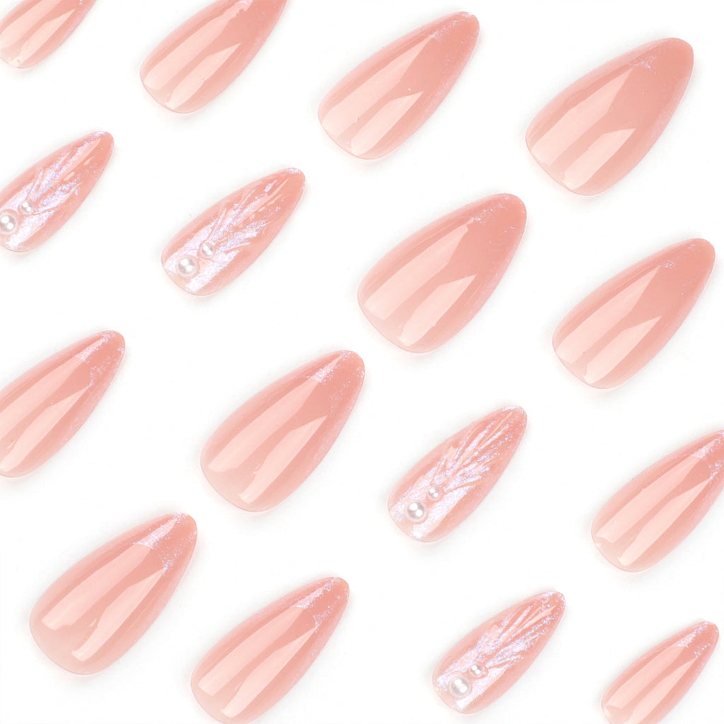 Nude Shell Almond 3D press-on nails