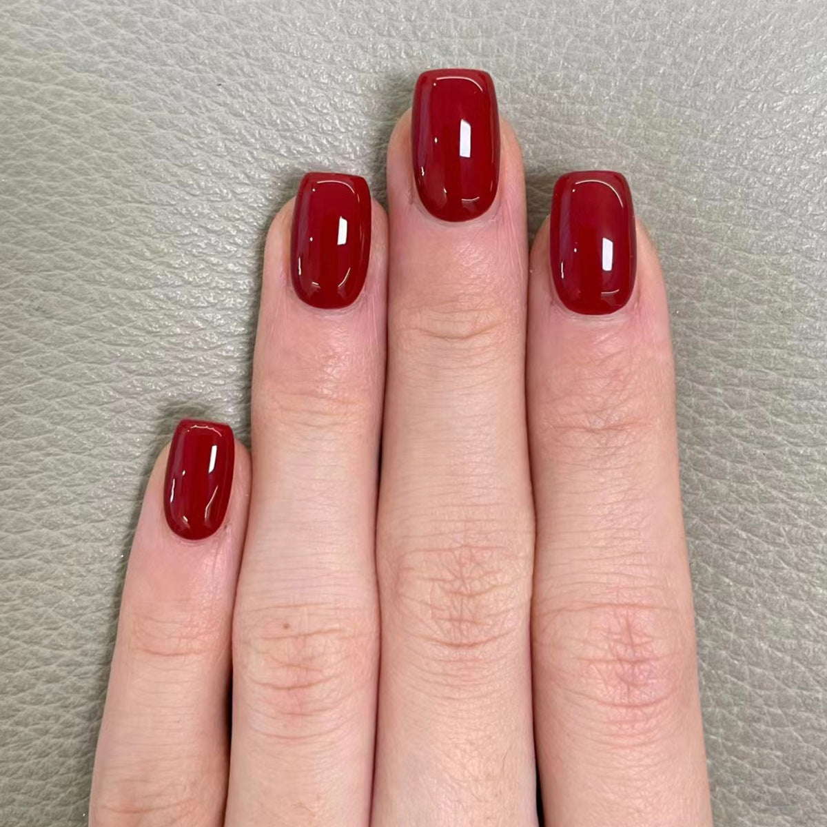 Classic Scarlet short square press-on nails