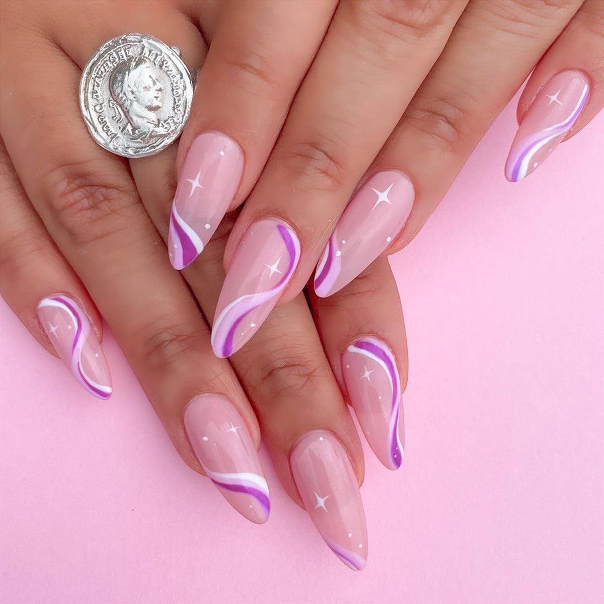 Wave Point pointed press-on nails