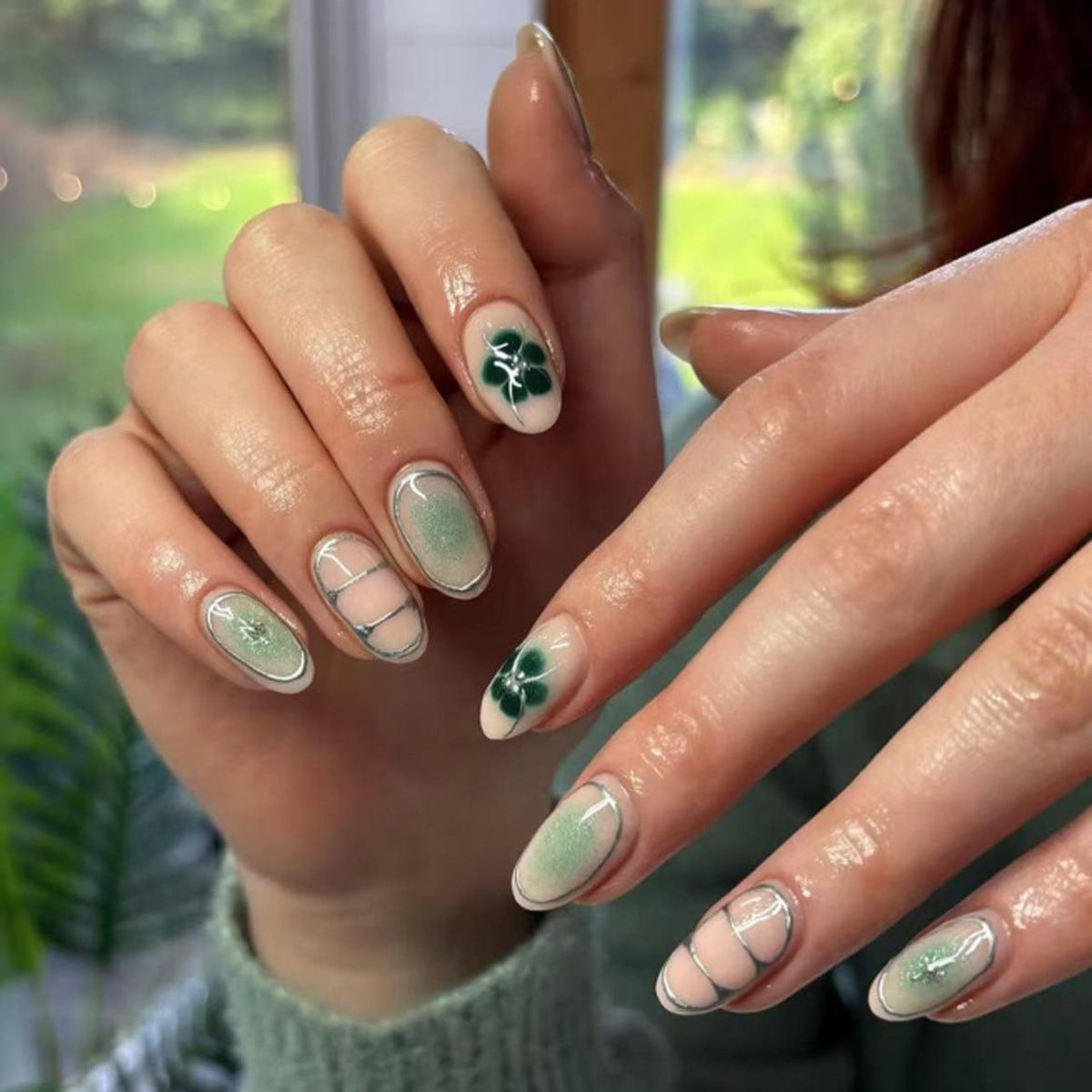 Green Garden almond press-on nails