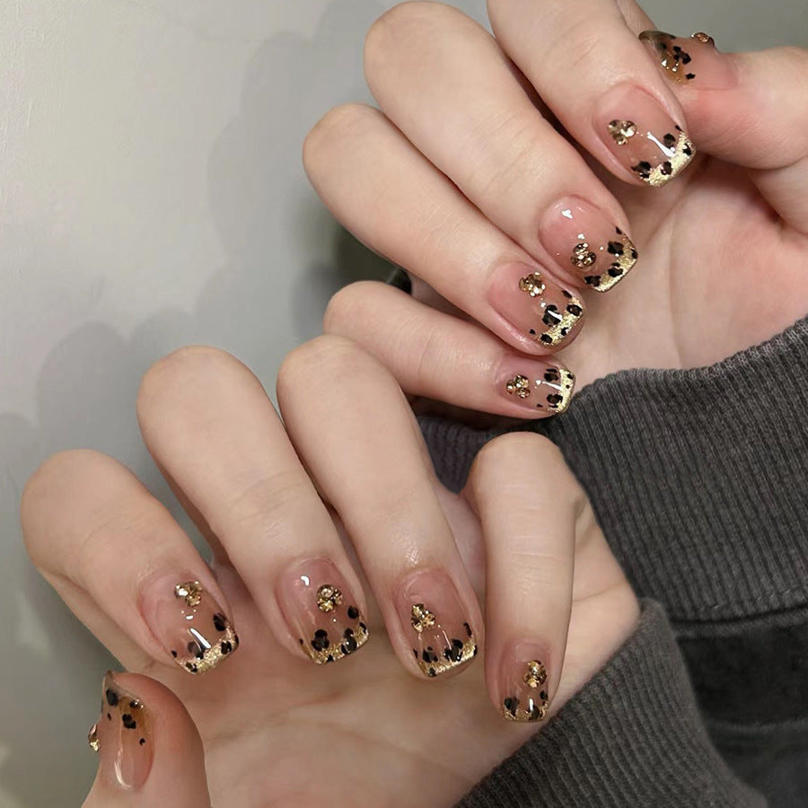 Maillard Leopard French 30-piece press-on nail set