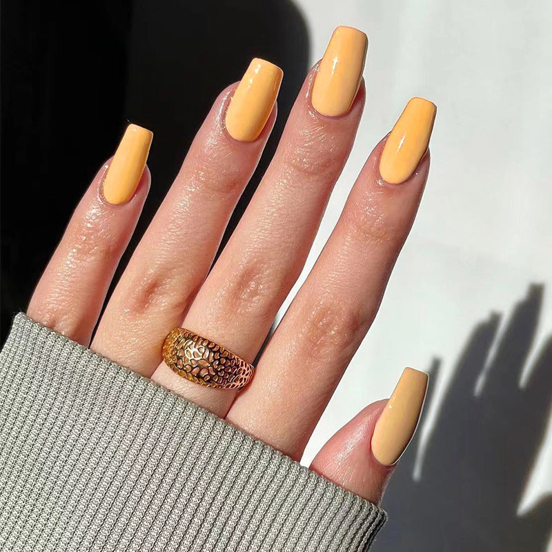 Sunlit Ballet short yellow press-on nails
