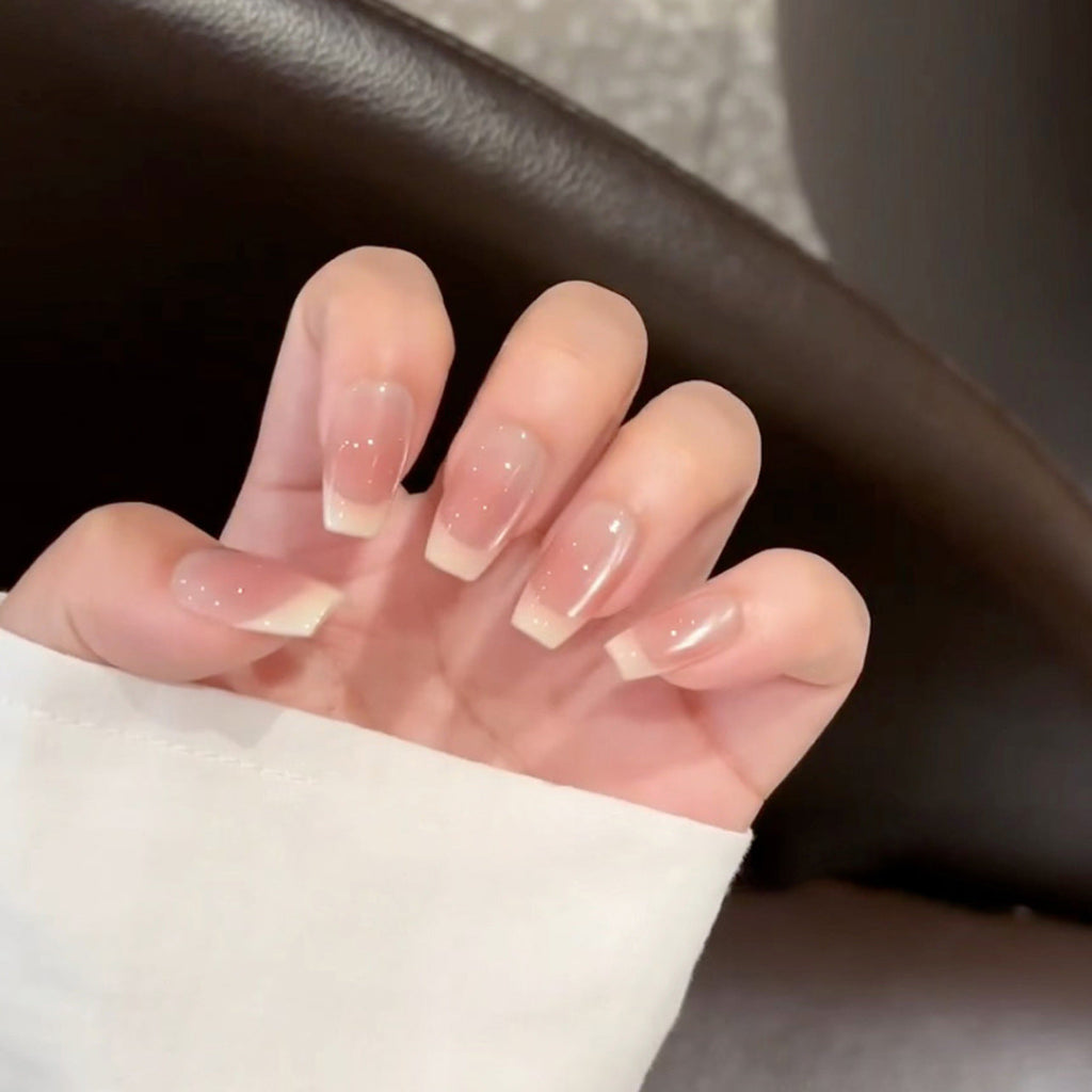Cream Blush Cat Eye short ballet press-on nails