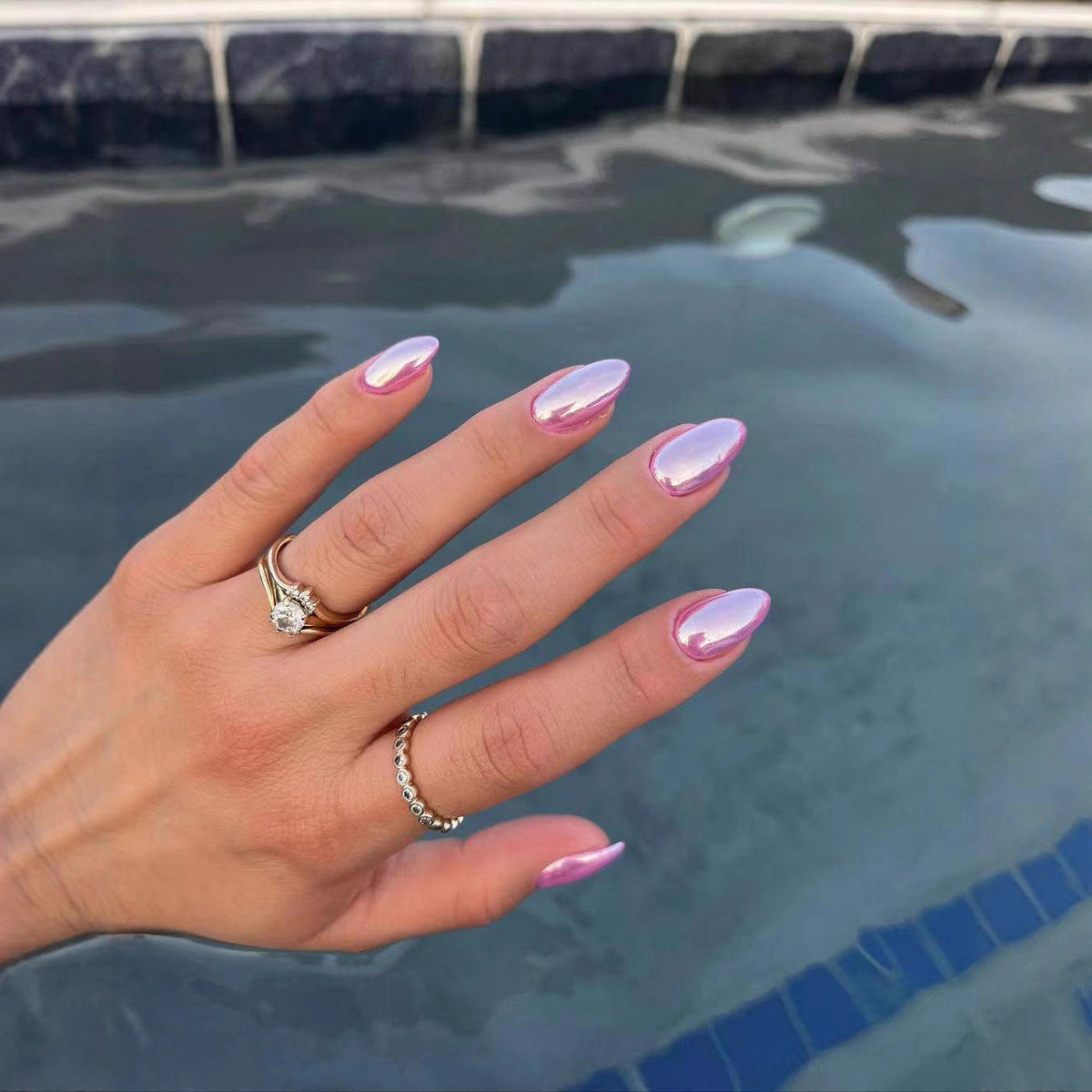 Pearl Chrome Glow iridescent press-on nails