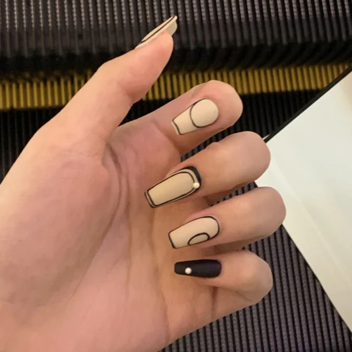 Mocha Pearl French press-on nails