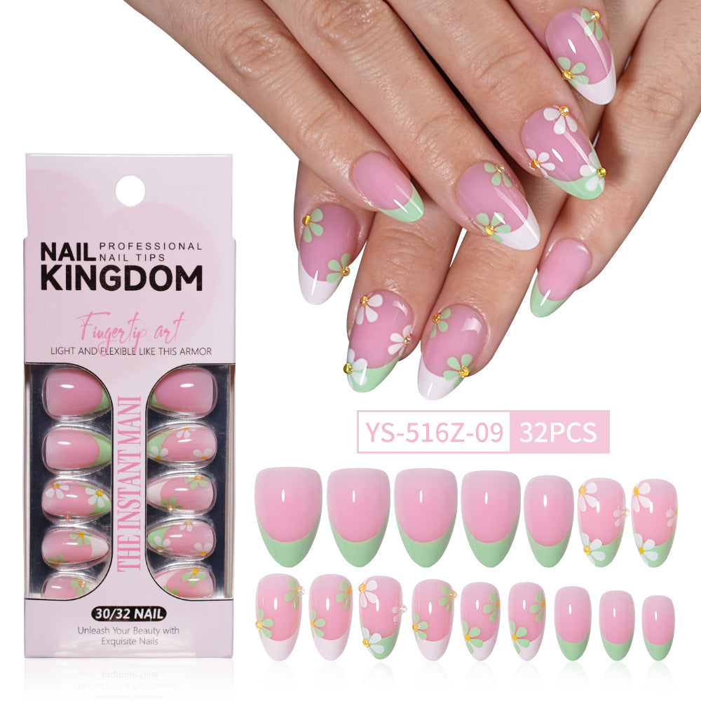 Daisy French floral 32-piece press-on nail set