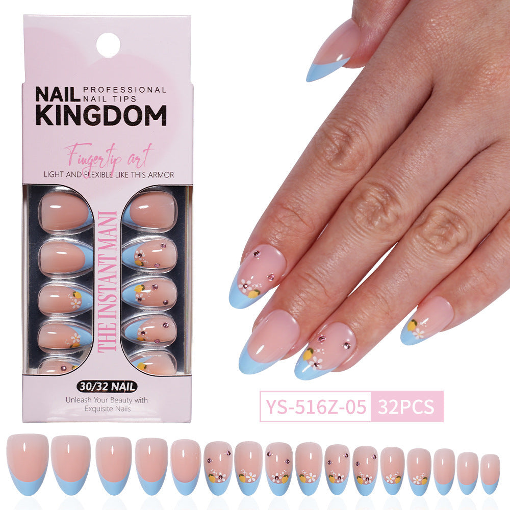 Daisy French floral 32-piece press-on nail set