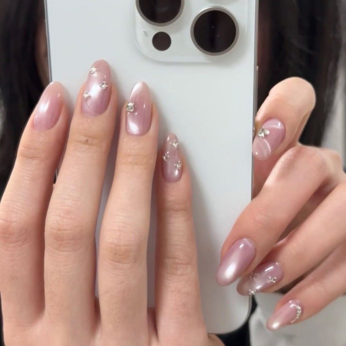Bare Spark Cat Eye rhinestone almond press-on nails