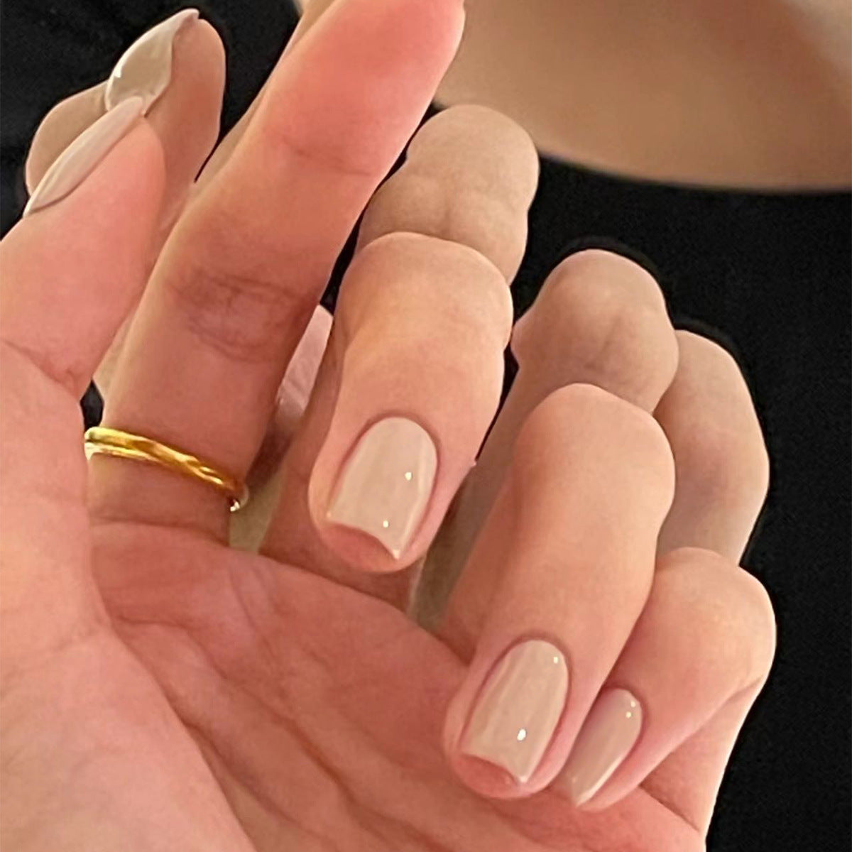 Classic Scarlet short square press-on nails