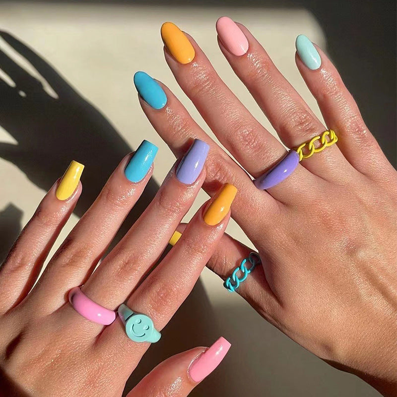 Color Mix Duo press-on nail collection