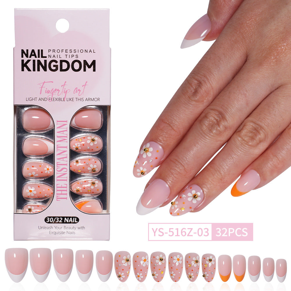 Daisy French floral 32-piece press-on nail set