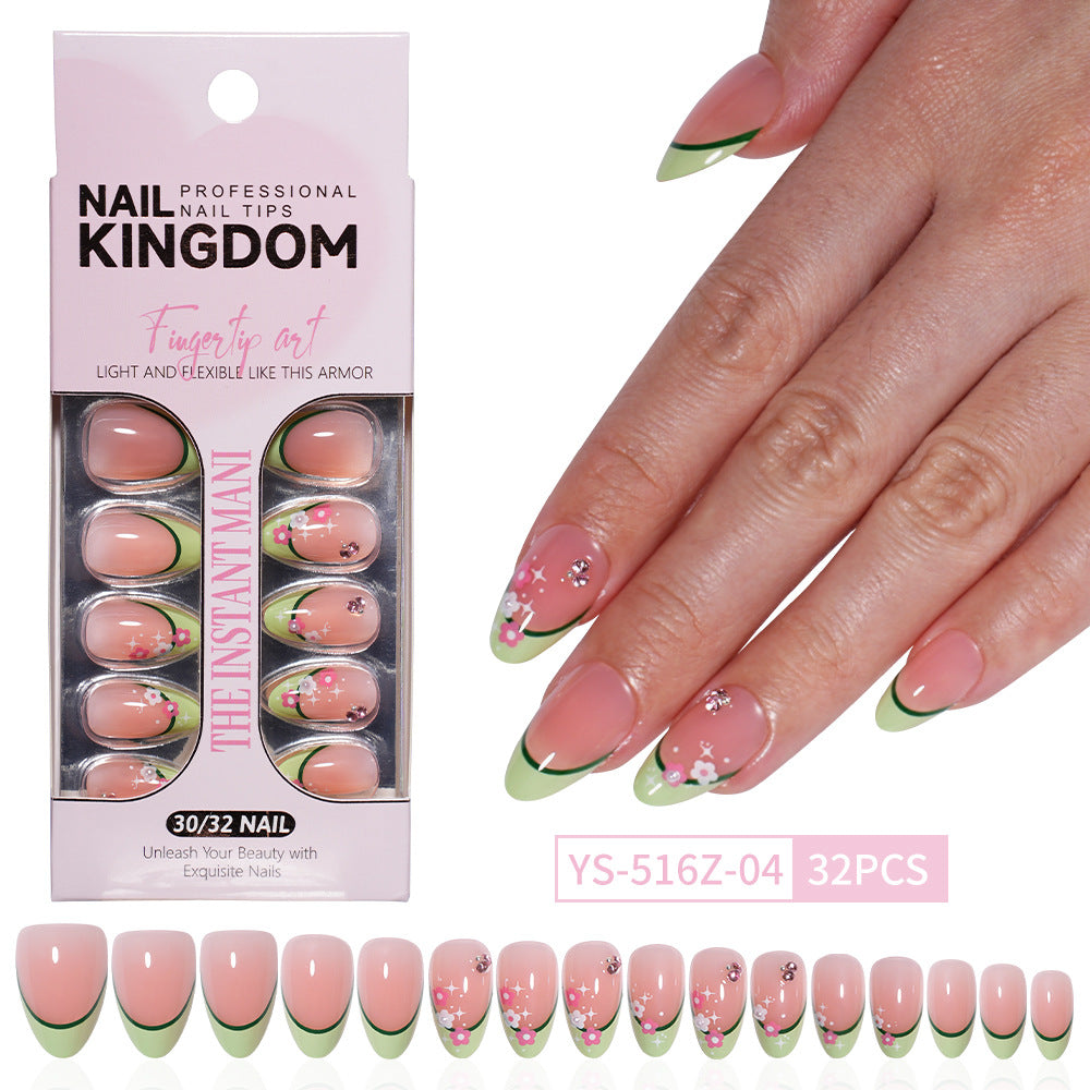 Daisy French floral 32-piece press-on nail set