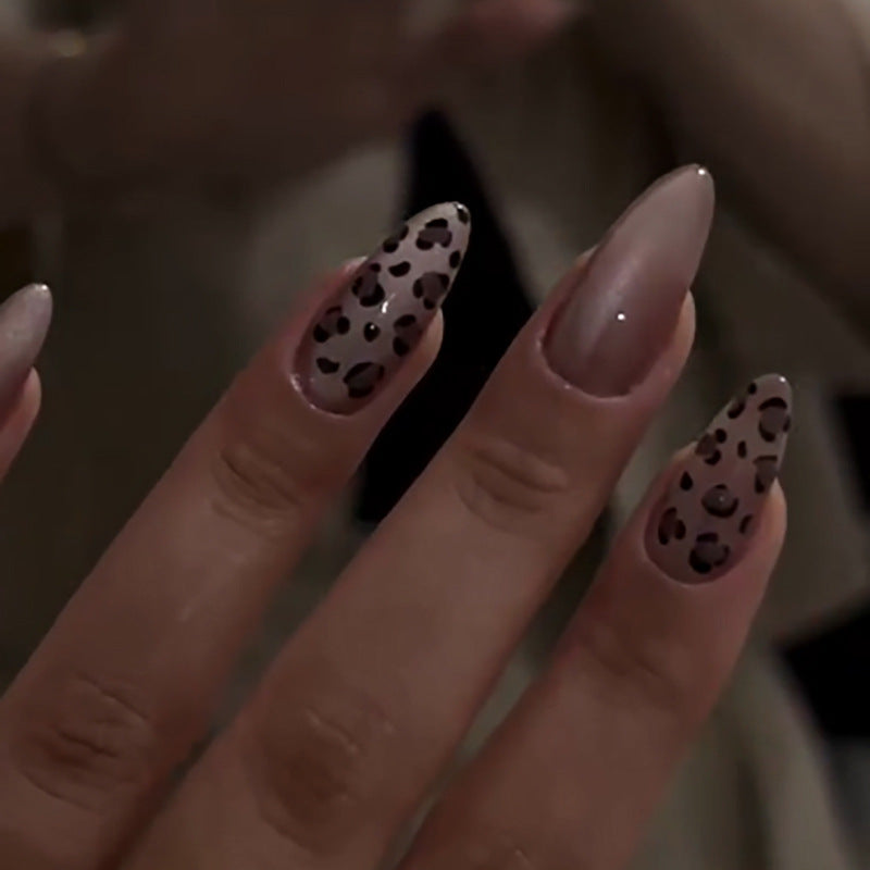 Leopard Cat Eye short almond press-on nails