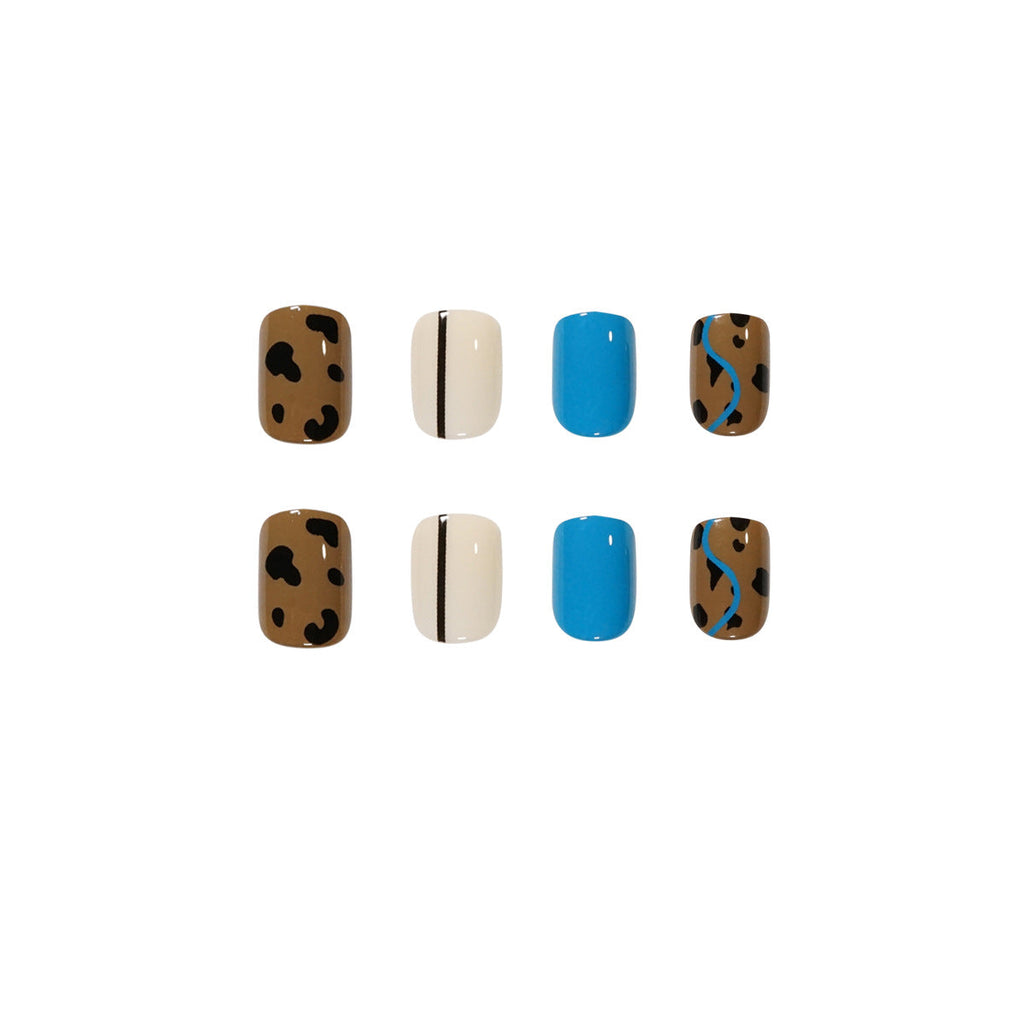 Mocha Leopard Contrast press-on nails