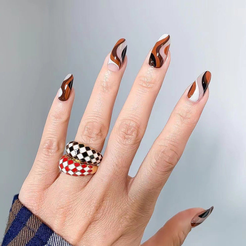 Modern Line French press-on nails