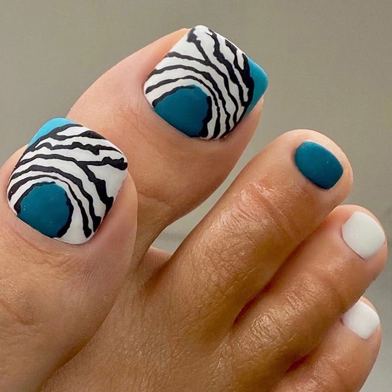 Clean White Pedi press-on toenails