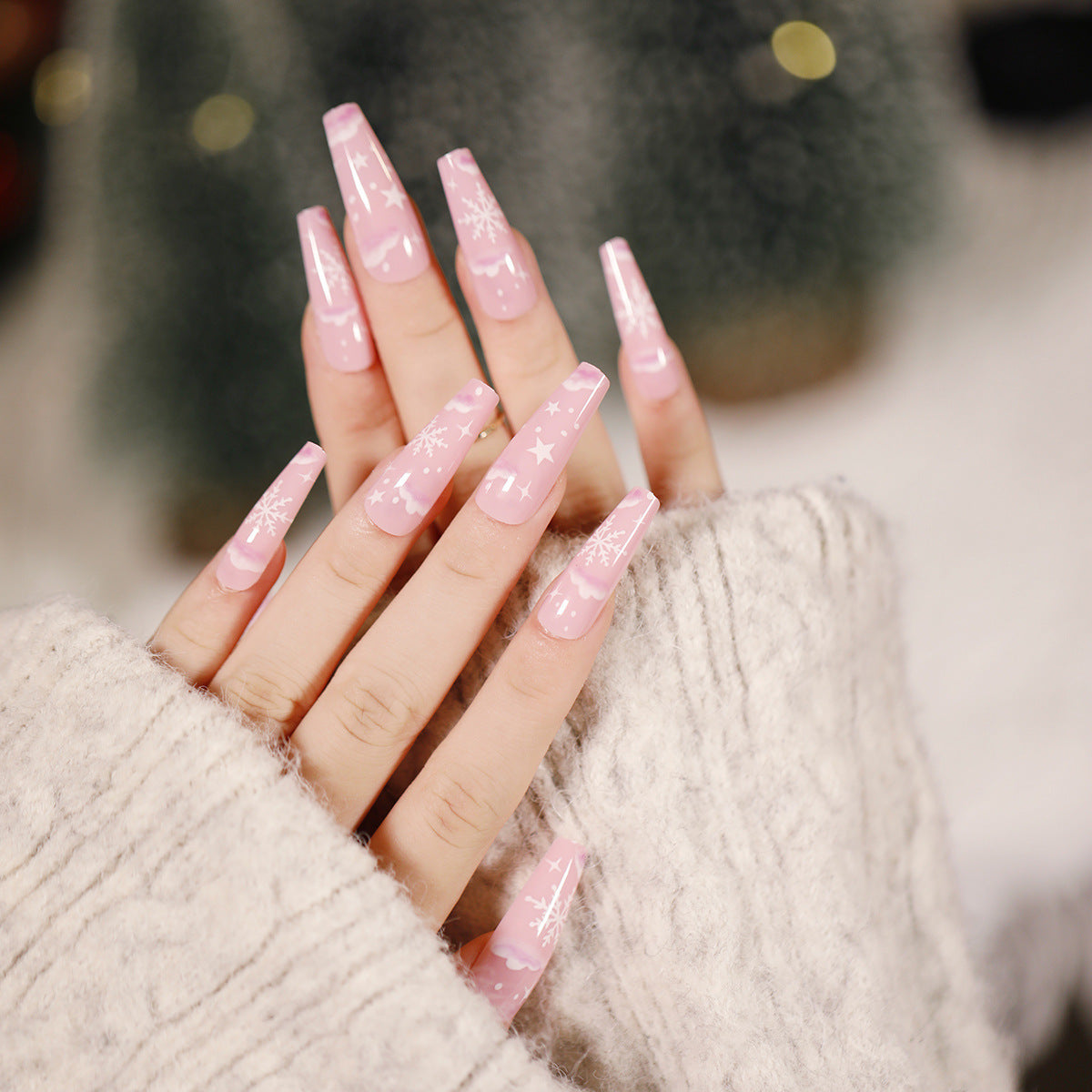 Winter Cheer holiday short almond press-on nails, alternate view 12