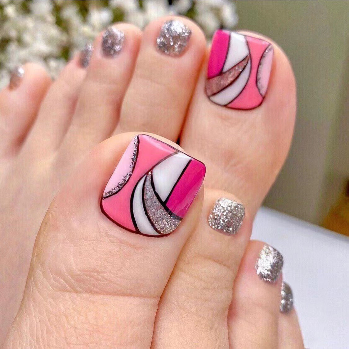 Everyday Pedi Edit press-on toenails