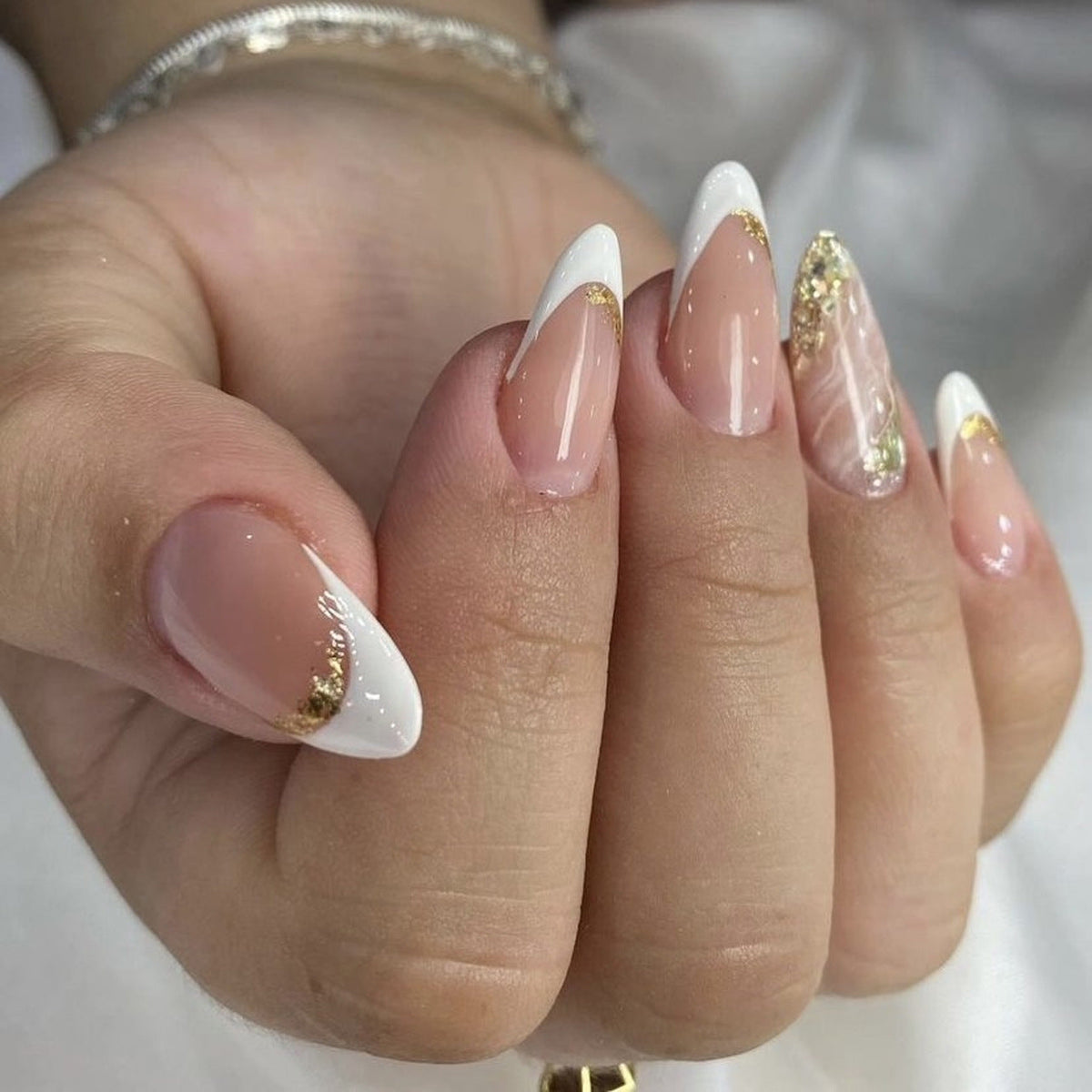 Gilded French white and gold glitter press-on nails