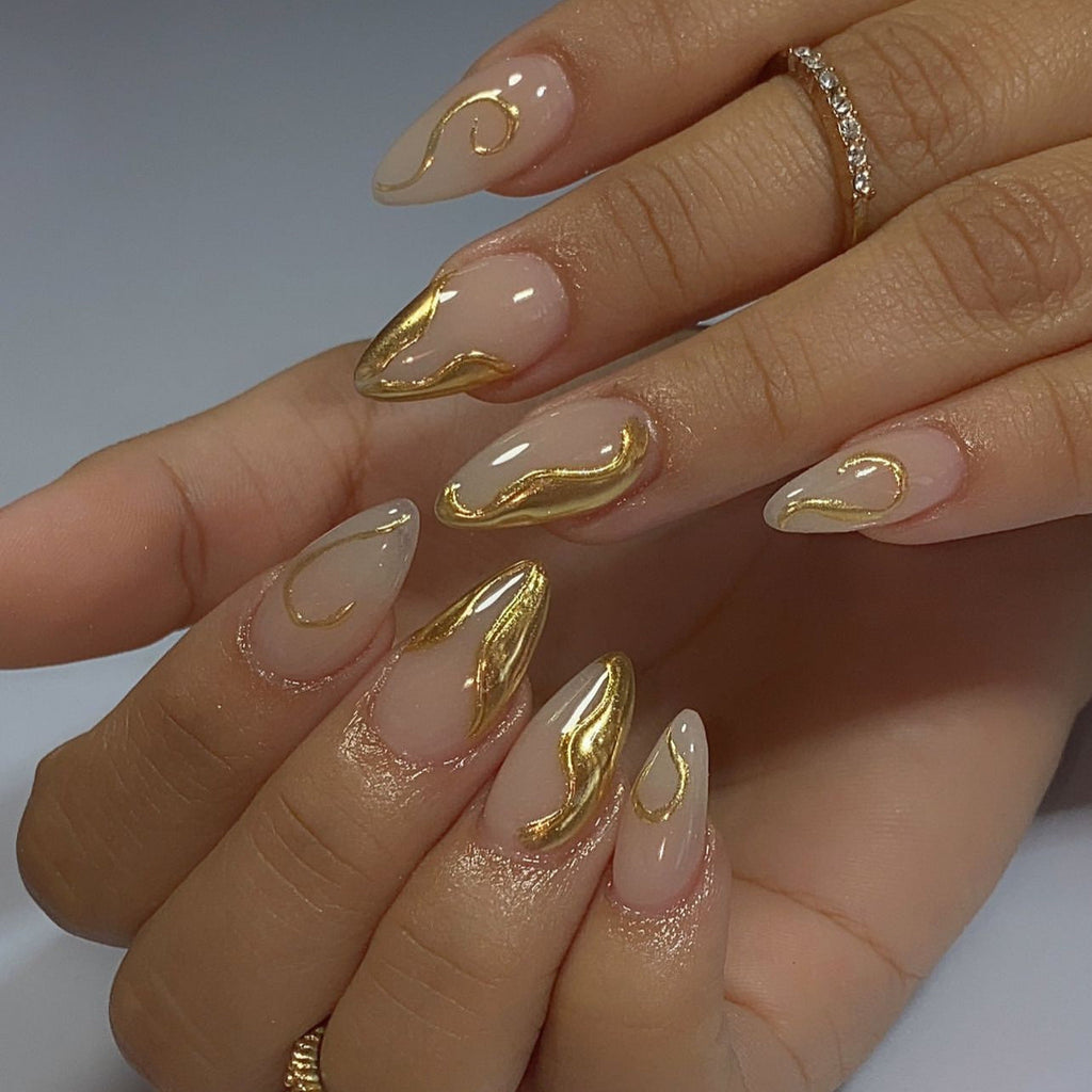 Gilded Abstract Almond 3D gold short almond press-on nails