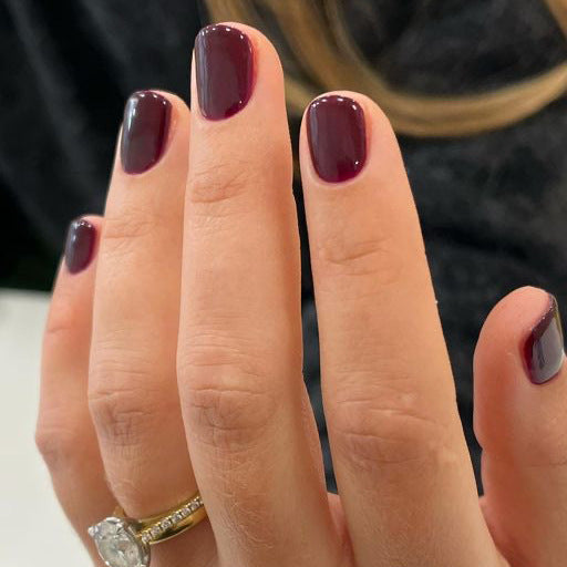 Essential Solids short press-on nail collection