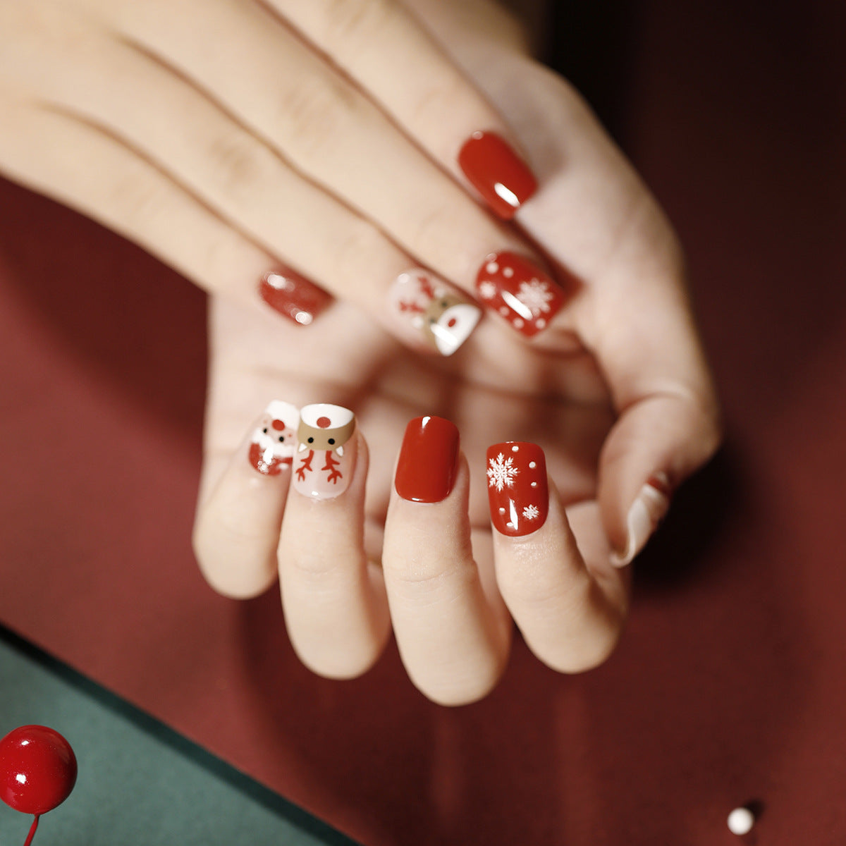 Holiday Nail Edit Christmas press-on nail collection