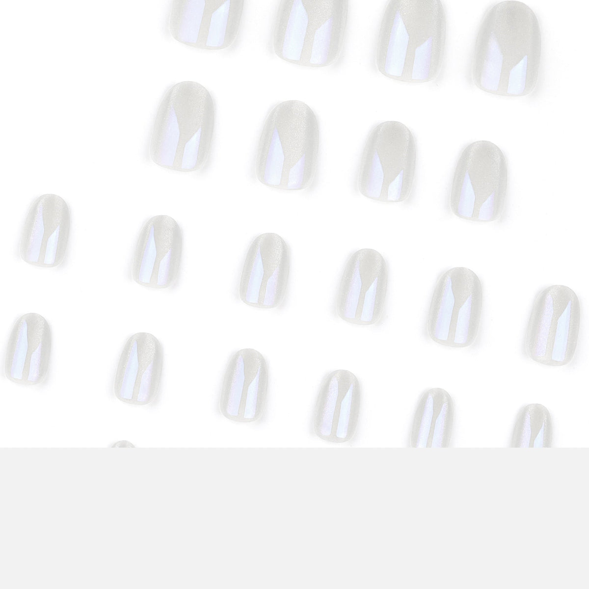 Aurora cat-eye press-on nail set, additional product view