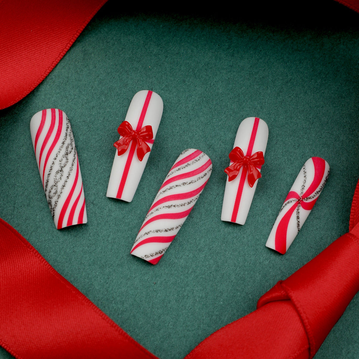 Candy Cane Bow extra long holiday press-on nails