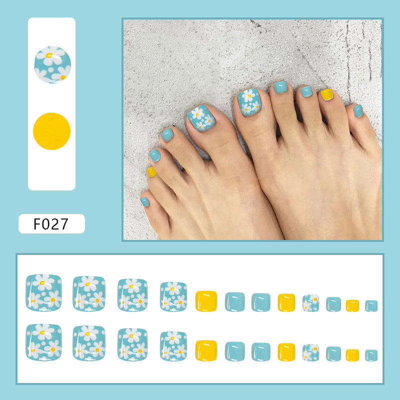 Pedicure Essentials press-on toenail collection